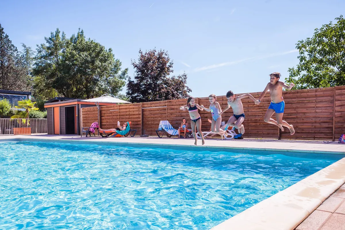 Flower Camping Soleil des Bastides
