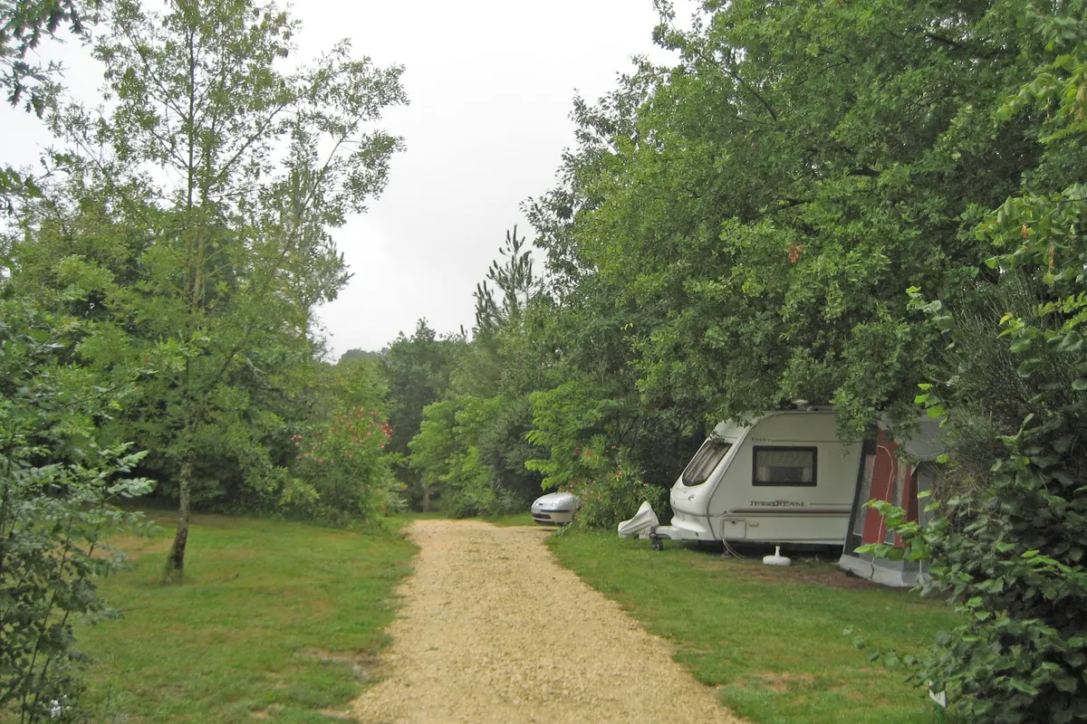 Camping De Bergougne — foto 2