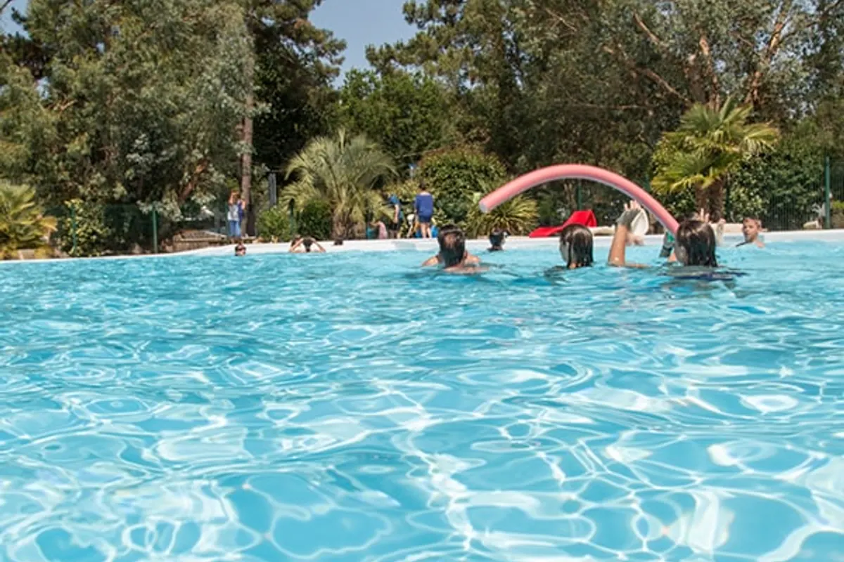 Camping Paradis des Pins-Soulac — foto 2