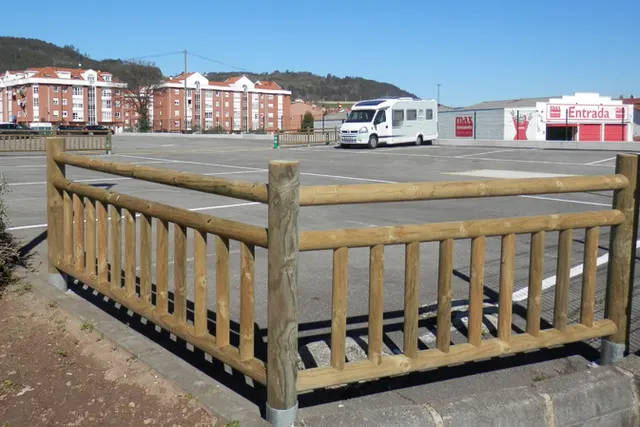 Área autocaravanas de Grado