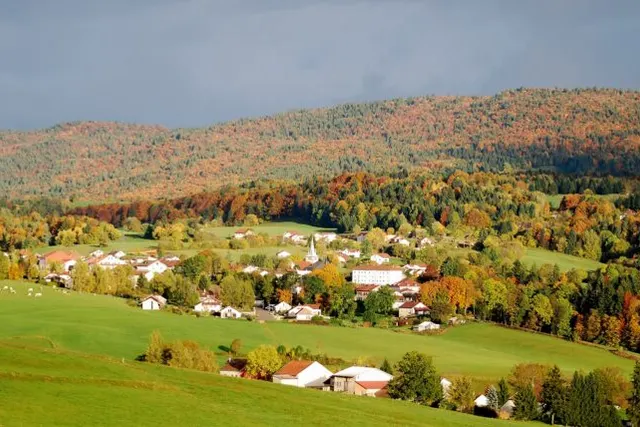 Aire de Camping-car La Mercantine à Maisod