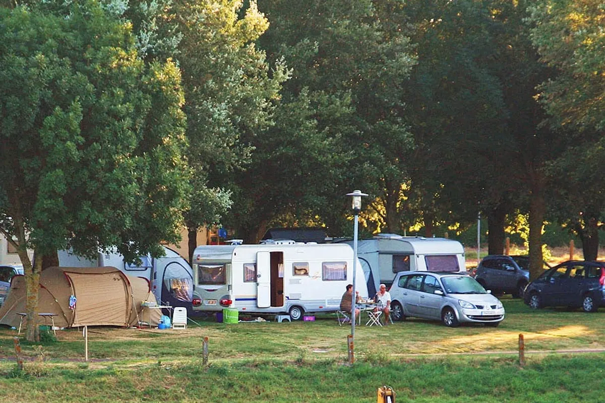 Camping Les Bords de Vienne Onlycamp, foto 2