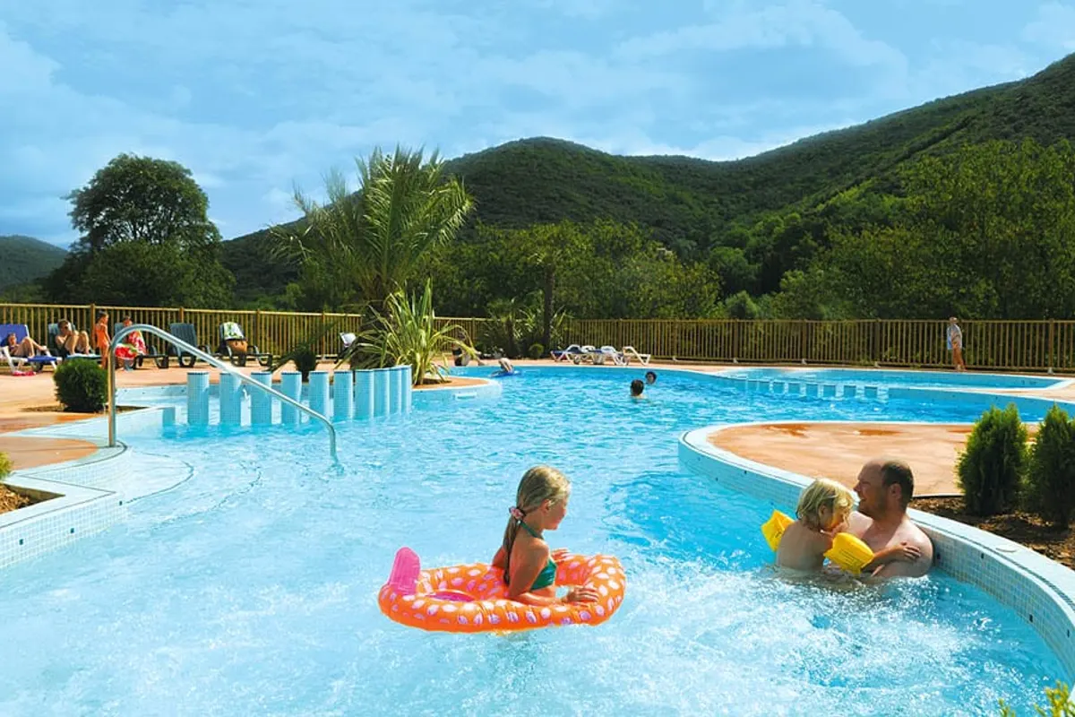 Camping Les Cerisiers du Jaur, foto 2