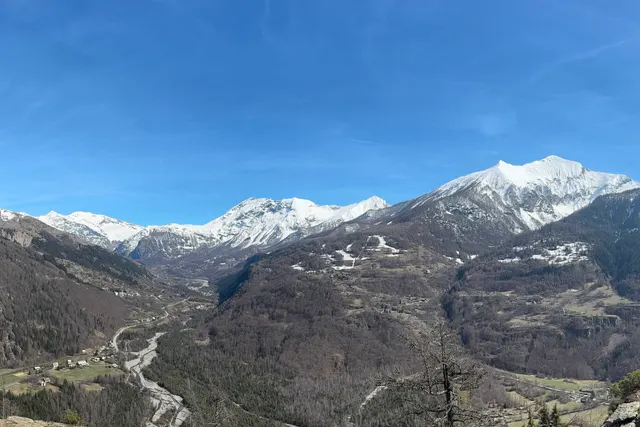 Les 6 Stations
