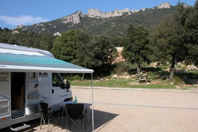 Aire de Camping-car Duilhac-sous-Peyrepertuse