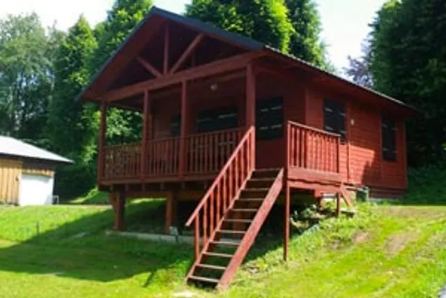 Au Pré du Lac
