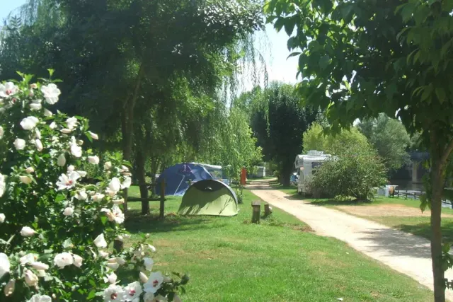 Camping municipal de Saint-Léon-sur-Vézère