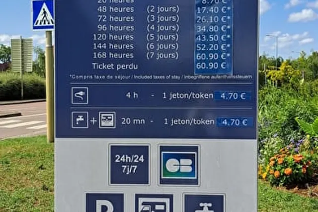 Parking Charles de Gaulle