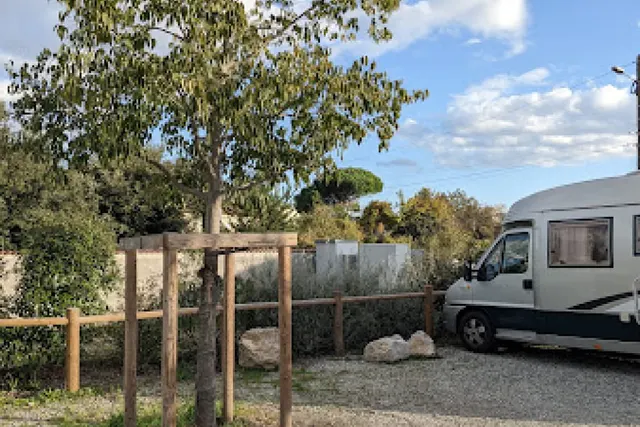 Aire communale de camping-cars Tournon-sur-Rhône
