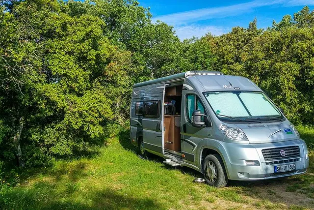 Aire d'accueil camping-cars Saint-Georges-Nigremont