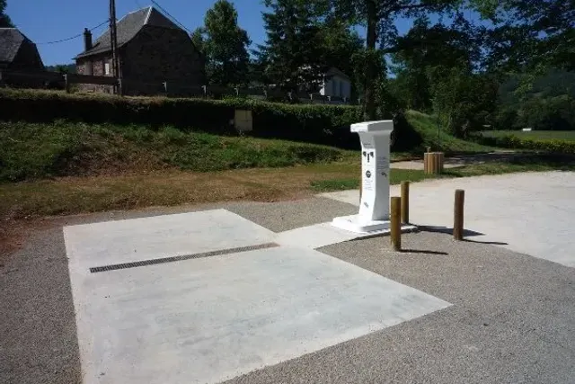 Aire municipale St Laurent d'Olt