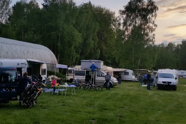 Campingplatz Waldbad Bornsdorf und Waldrestaurant
