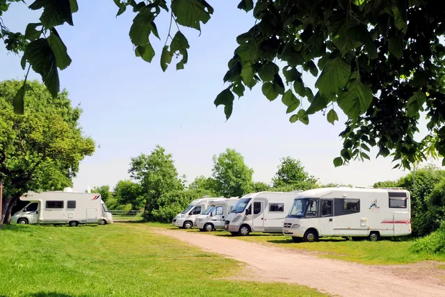 Wohnmobilstellplatz am Schloss Erbhof