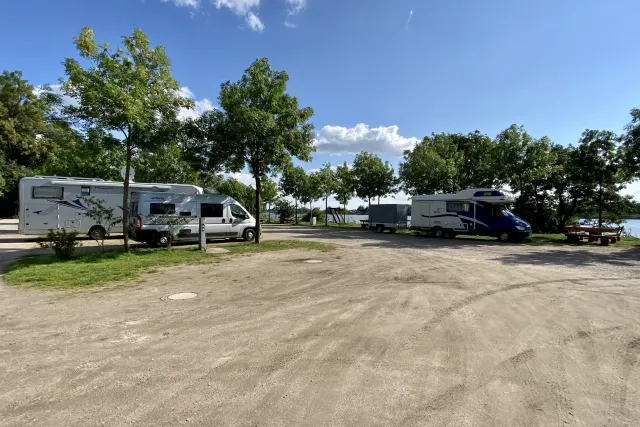 Wohnmobilstellplatz Alter Schiffsanleger 777