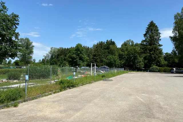 Wohnwagen-Stellplatz am Bad Buchau Freibad