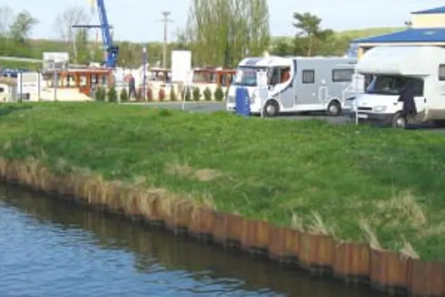 Reisemobil-Marina Müritz