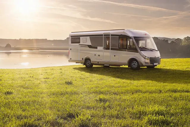 Wohnmobilstellplatz Reisemobil Service Freizeit