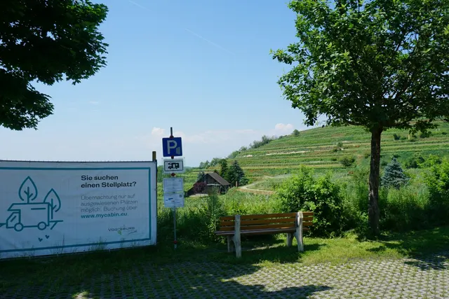Parkplatz Friedhof V.-Burkheim