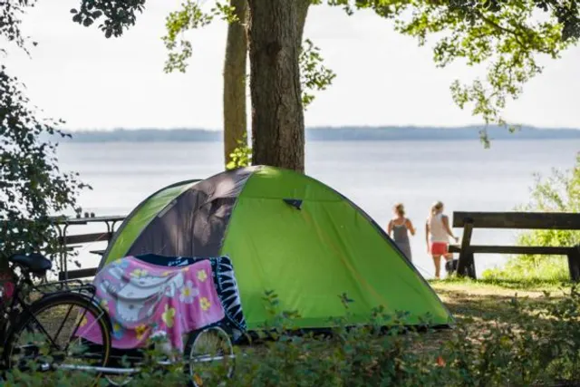 Ringsjöstrand Camping, Stugby & Hotell