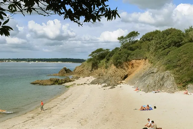 Camping Les Prés Verts Aux 4 Sardines
